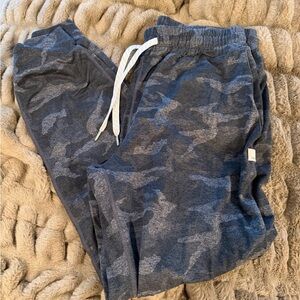 Vuori Women’s Performance Joggers